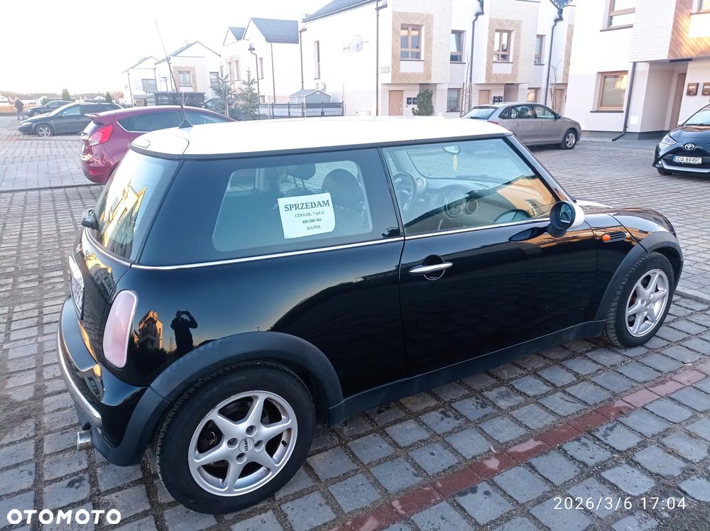 MINI Cooper Standard - 14