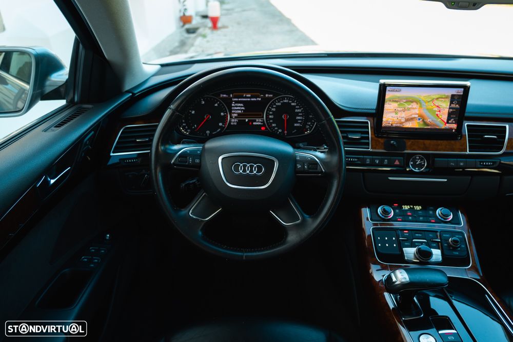 Audi A8 3.0 TDI DPF clean quattro tiptronic - 54