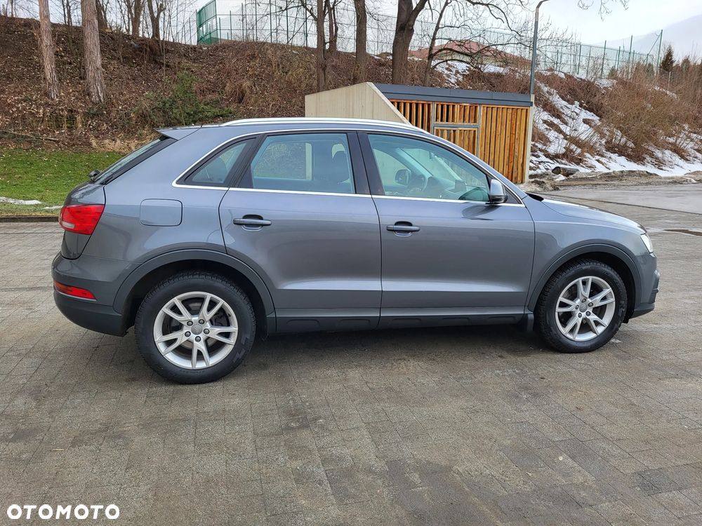 Audi Q3 2.0 TDI sport - 8