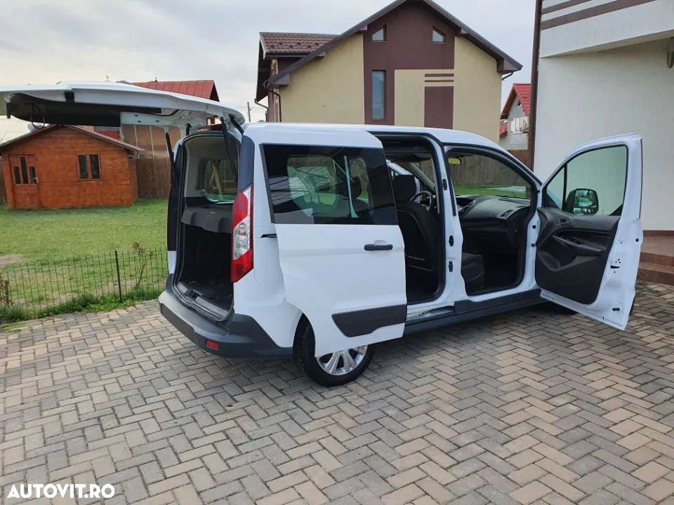 Ford Tourneo Connect - 10