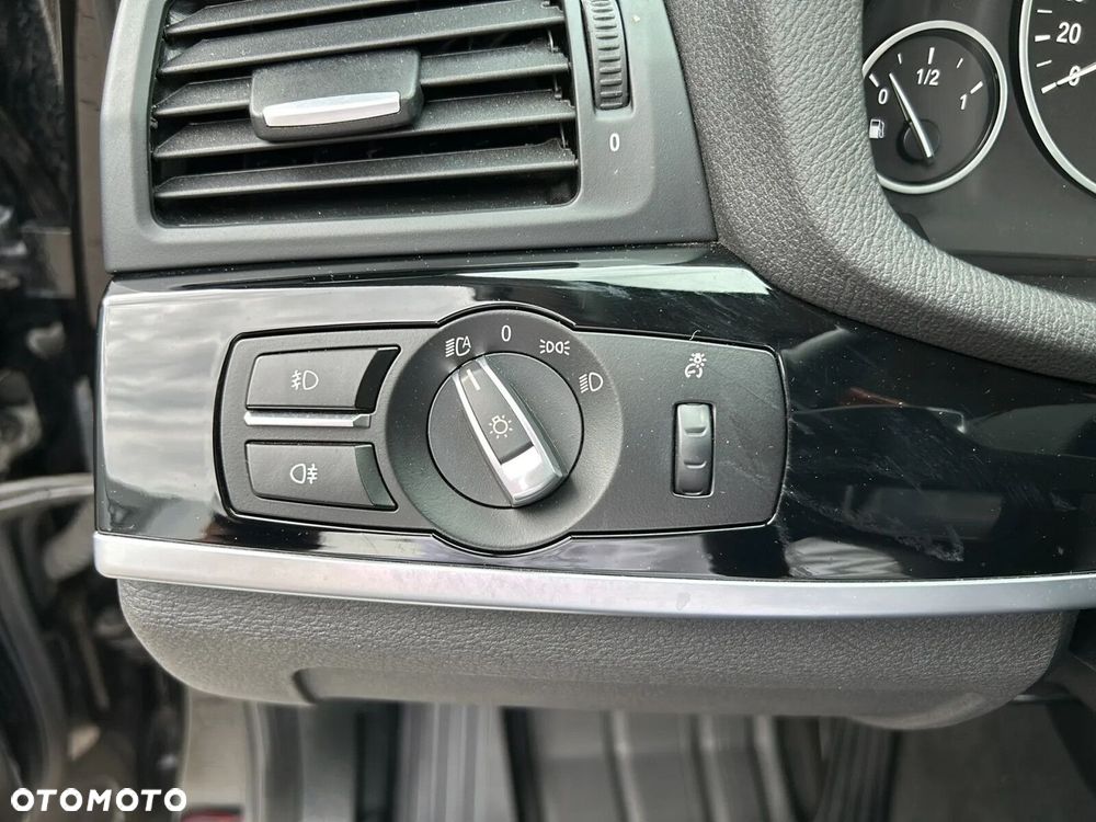 BMW X4 xDrive28i Advantage - 22