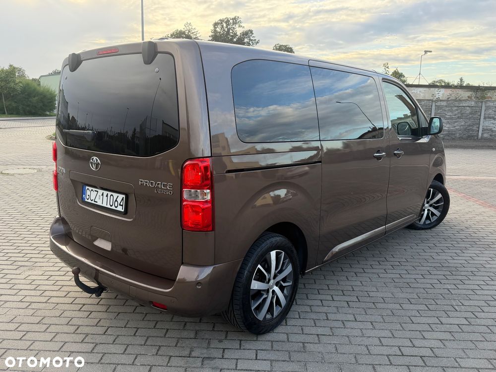 Toyota Proace Verso 2,0-l-D-4D L1 (7-Si.) Autm Executive - 21