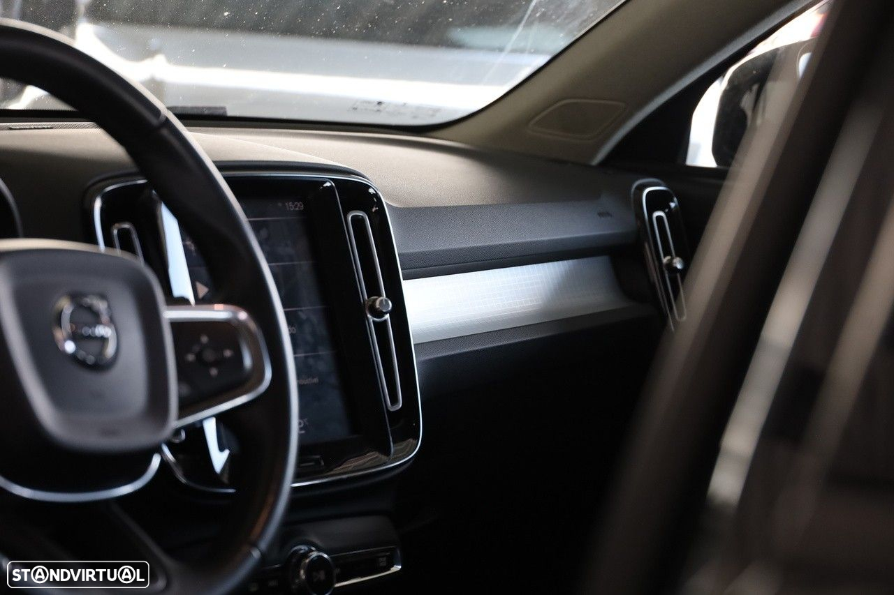 Volvo XC 40 2.0 D3 Momentum - 9