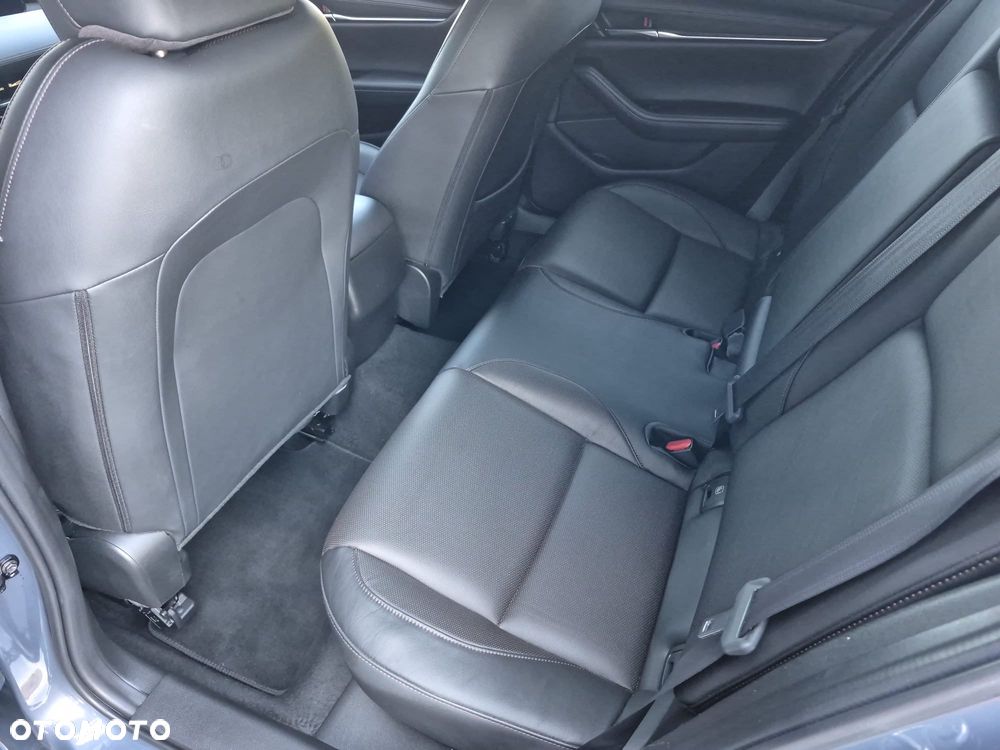 Mazda 3 - 25