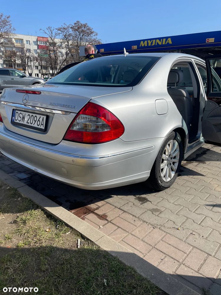 Mercedes-Benz Klasa E 200 Kompressor Automatik Elegance - 5