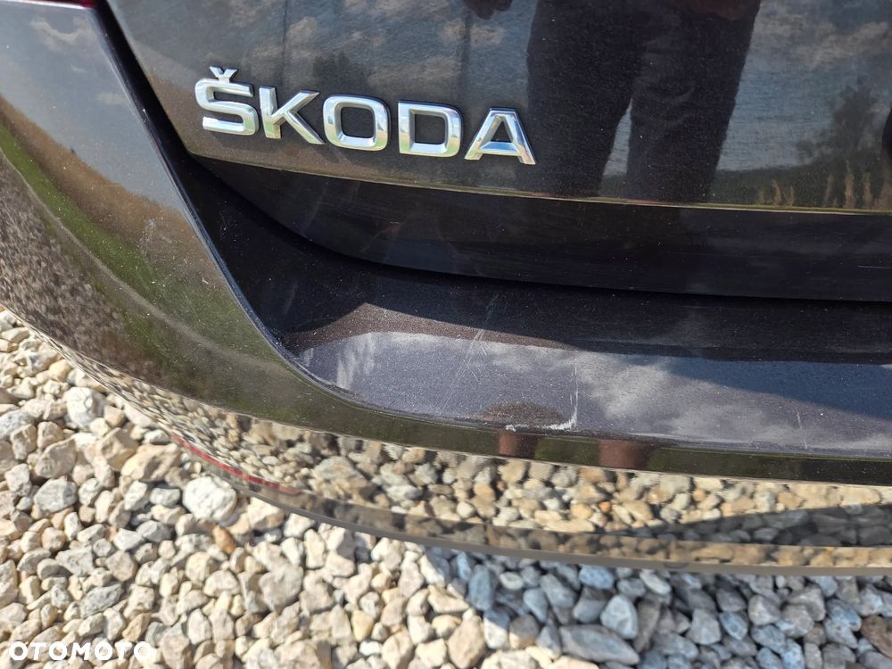Skoda Superb 2.0 TDI L&K DSG - 5