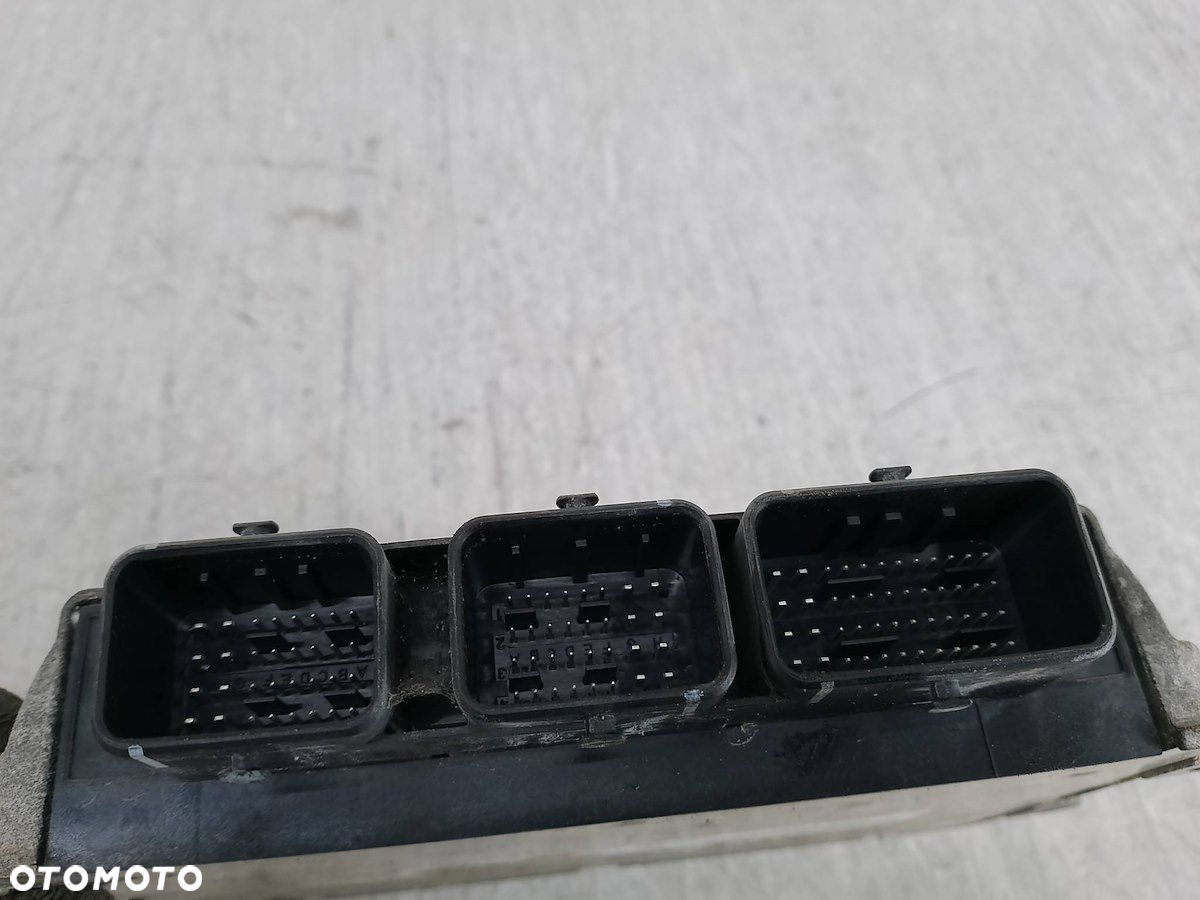 KOMPUTER, STEROWNIK PEUGEOT 206 9661960880  9655883280 21585784-1A 1.4 8V - 2