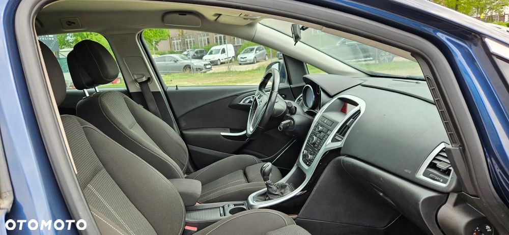 Opel Astra - 24