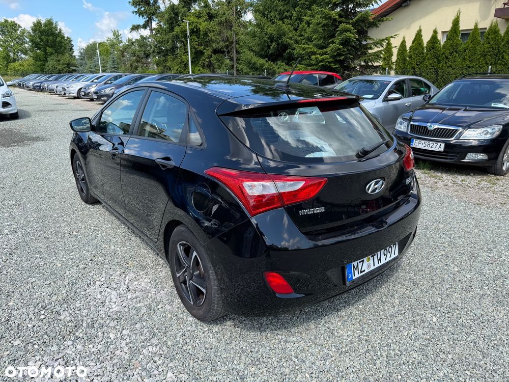 Hyundai i30 1.4 Classic - 4