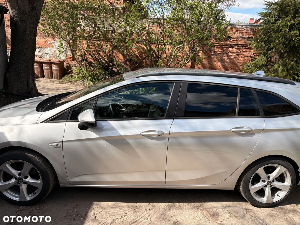 Opel Astra 1.6 CDTI Enjoy S&S - 3