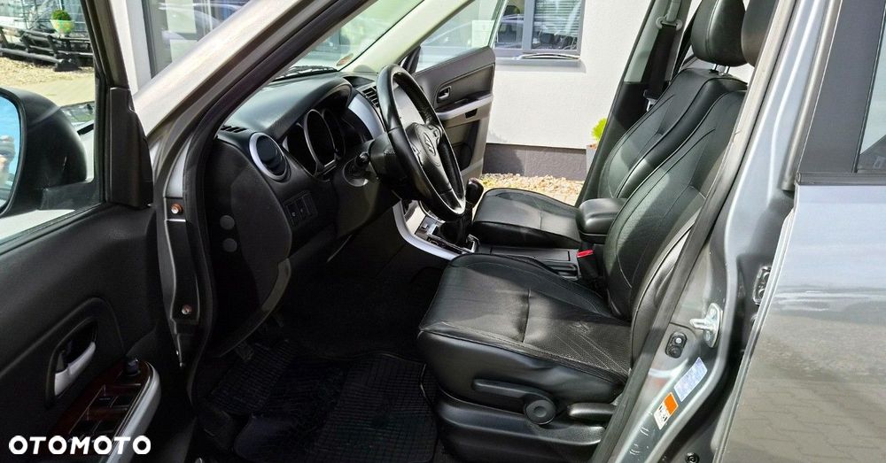 Suzuki Grand Vitara - 22