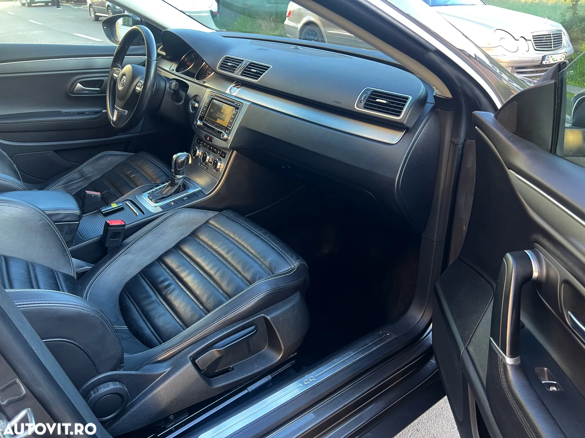 Volkswagen Passat CC - 30