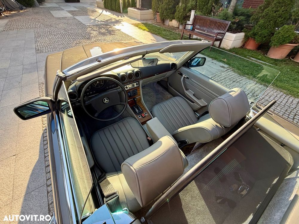 Mercedes-Benz SL - 24