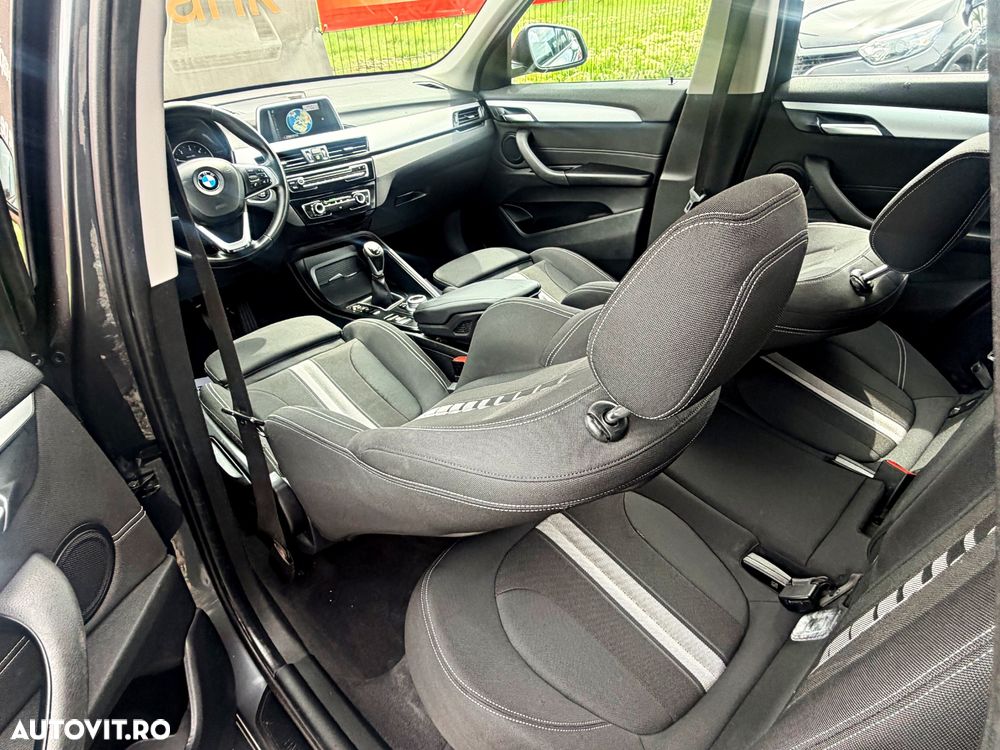 BMW X1 sDrive18d xLine - 26