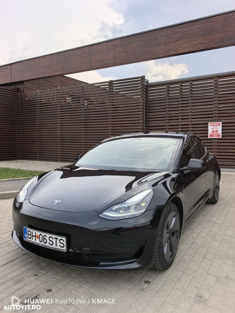 Tesla Model 3 Standard Reichweite Plus Hinterradantrieb - 17