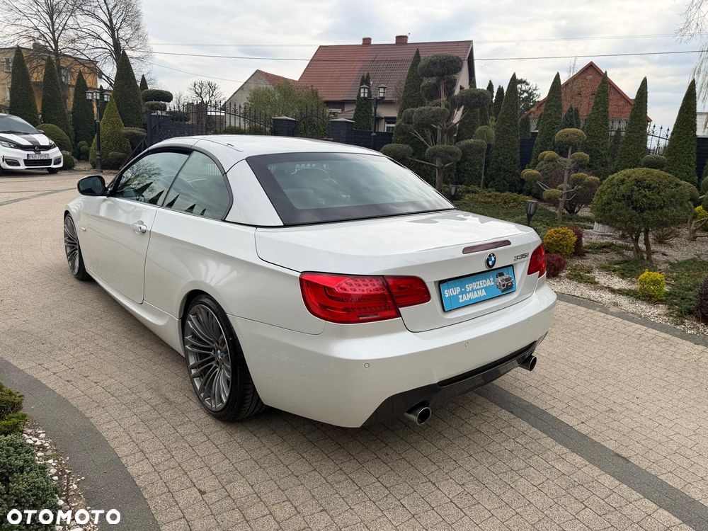 BMW Seria 3 335i Edition Exclusive - 32