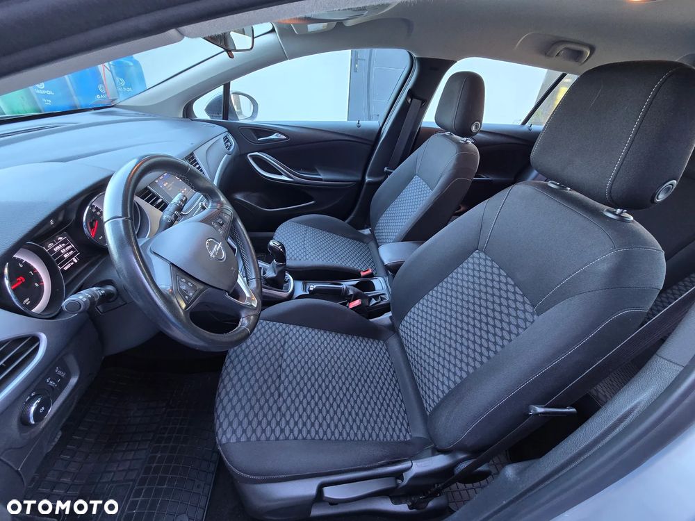 Opel Astra 1.2 T S&S - 17