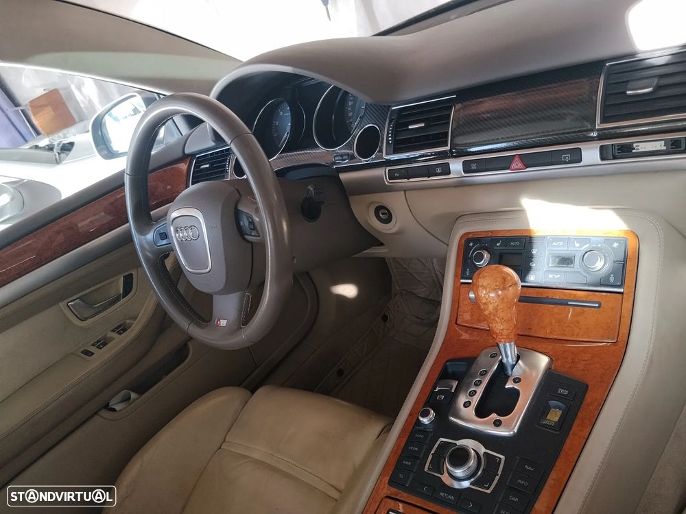 Audi S8 5.2 FSi V10 quattro Tip. - 8
