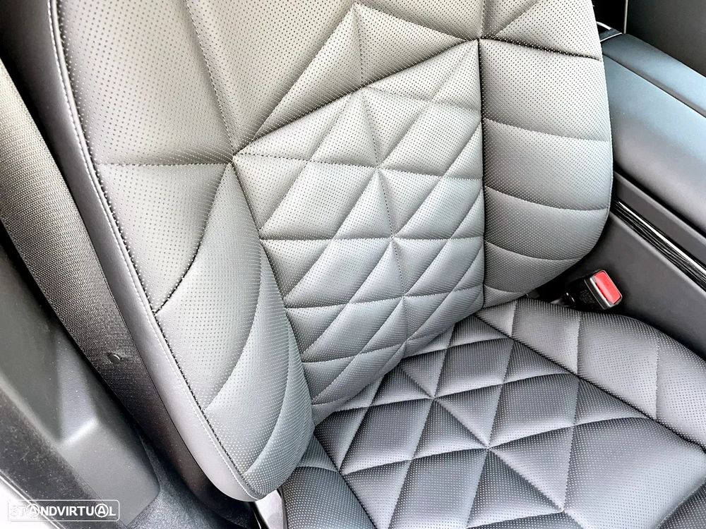 BMW 740 d xDrive Pack Desportivo M - 37