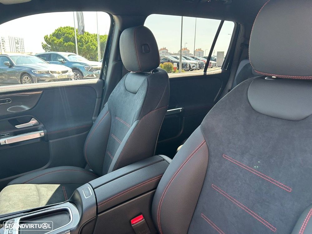 Mercedes-Benz GLB 200 d AMG Line - 4