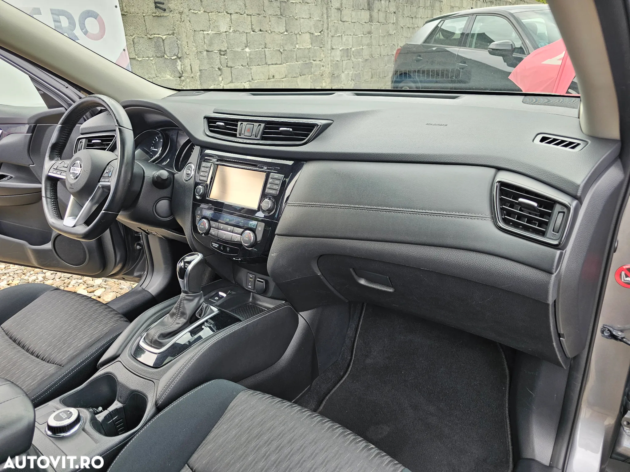 Nissan X-Trail 1.7 dCi ALL-MODE 4x4i Xtronic N-TEC - 29