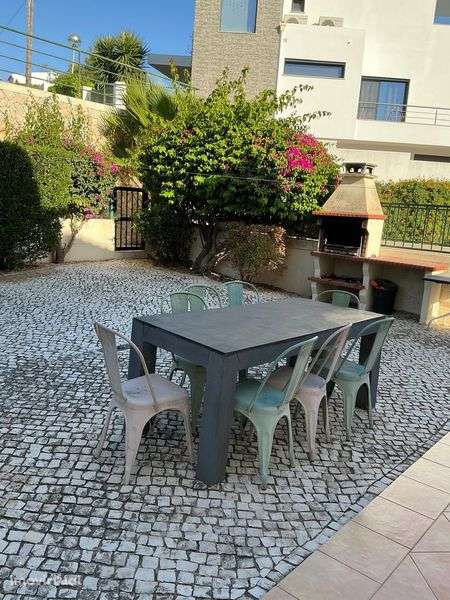 Moradia isolada com 4 quartos e piscina privativa. - Grande imagem: 2/3