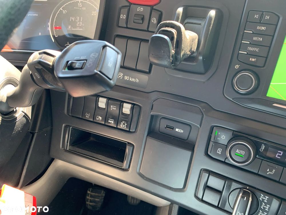 Scania G450 XT 4x4 EURO6 CIĄGNIK SIODŁOWY Z HYDRAULIKĄ WYWROTU - 18