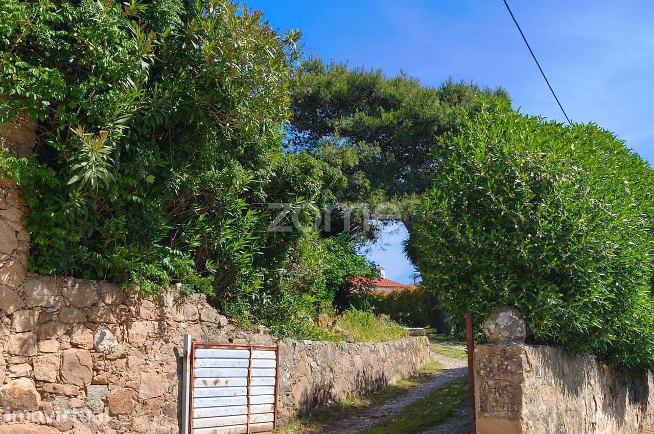 Terreno de 1.928 m² com moradia para reabilitar | Malveira da Serra - Grande imagem: 4/39