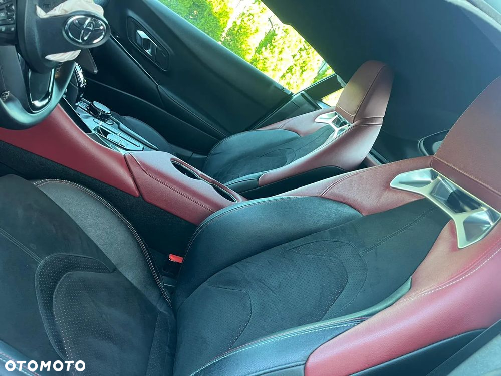 Toyota Supra - 7