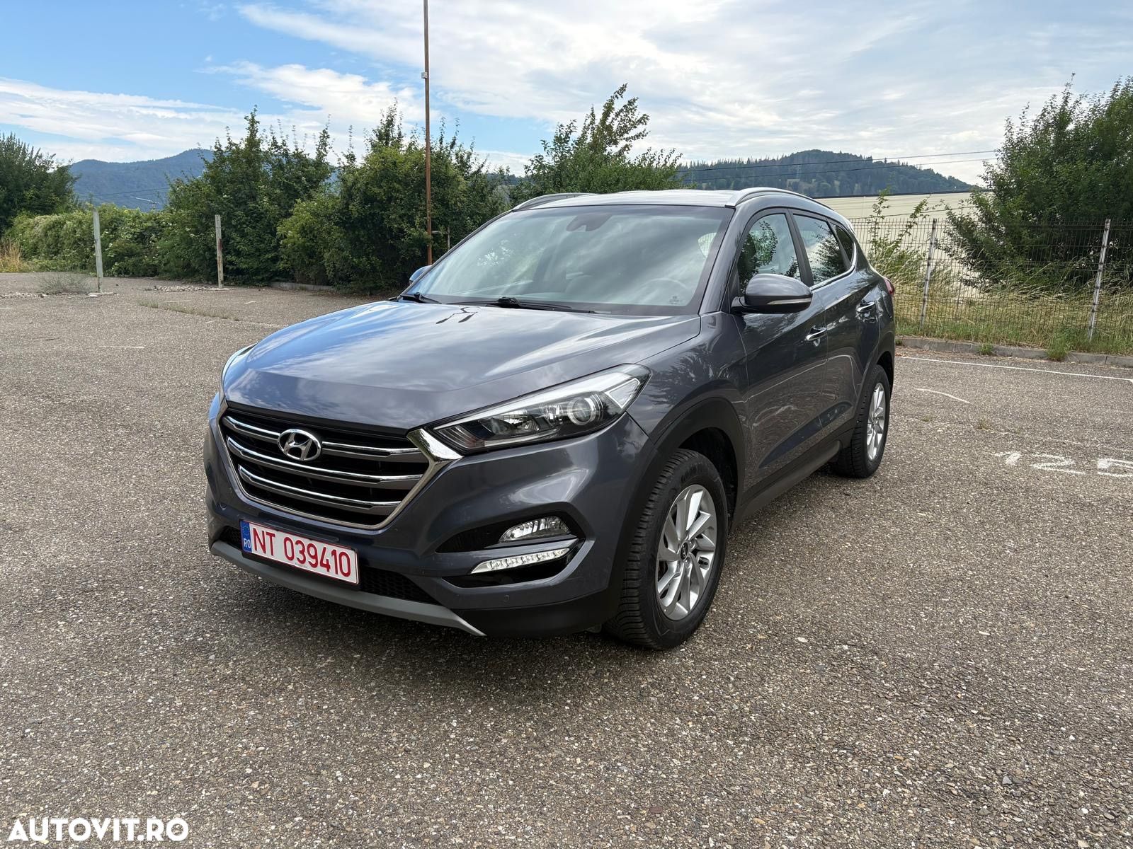 Hyundai Tucson blue 1.7 CRDi 2WD Style - 1