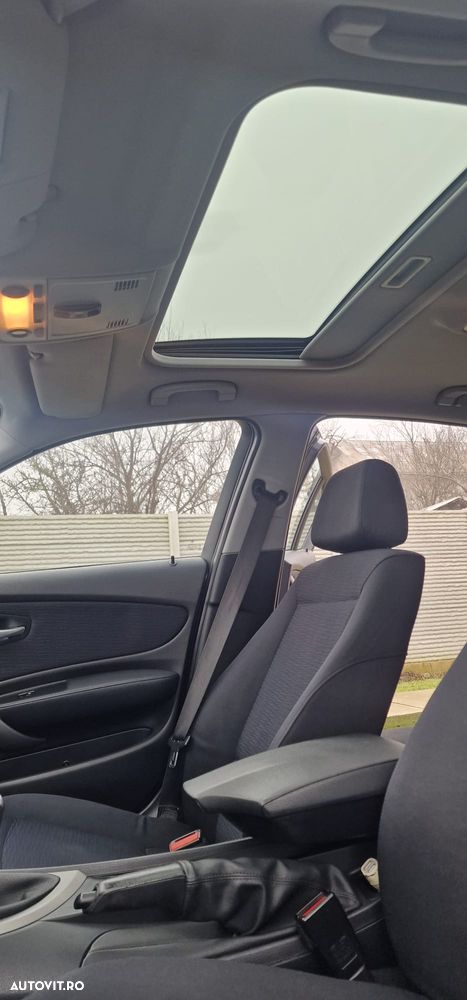 BMW Seria 1 118d - 33