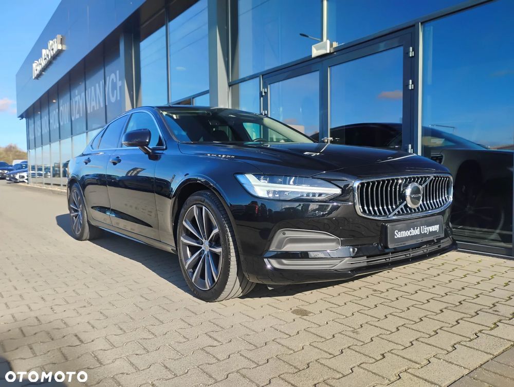 Volvo S90 T4 Momentum Pro - 24