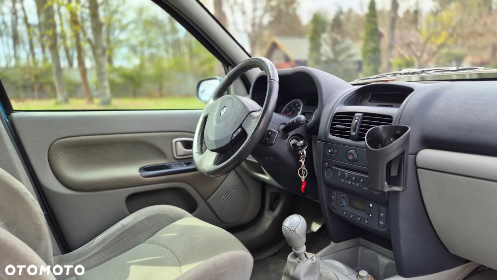 Renault Clio 1.4 16V Extreme - 14