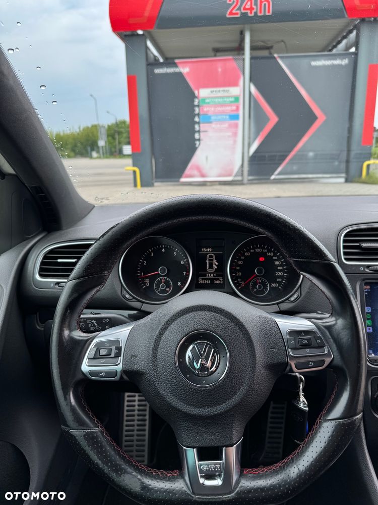 Volkswagen Golf 2.0 TSI GTI - 17