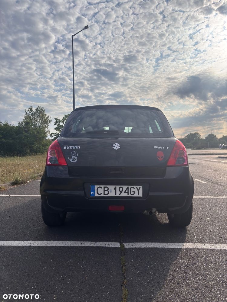 Suzuki Swift 1.5 Comfort - 2