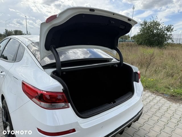Kia Optima - 6