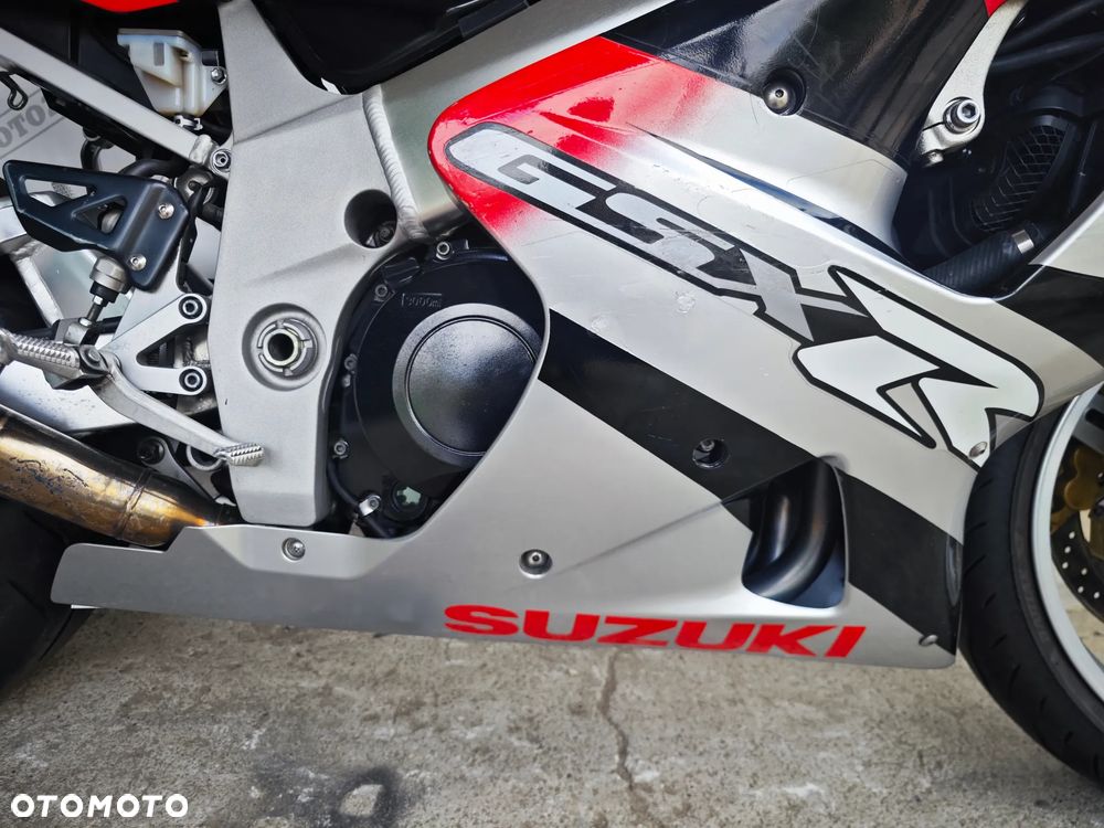 Suzuki GSX-R - 17