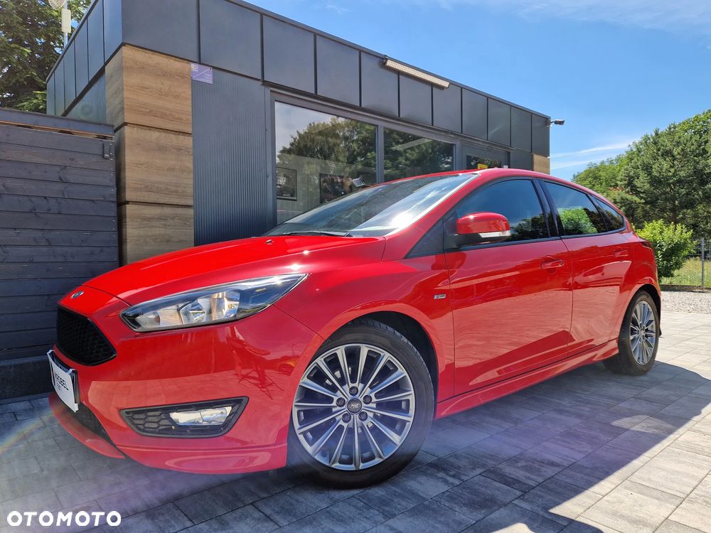 Ford Focus 1.0 EcoBoost ST-Line Red ASS