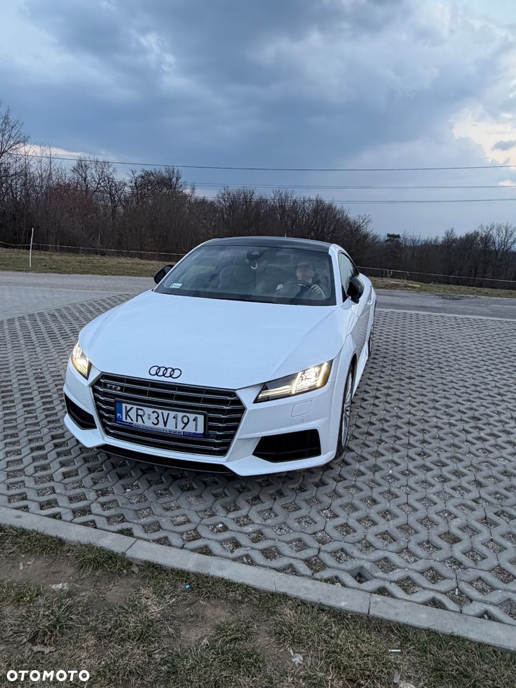 Audi TT S Coupé - 6