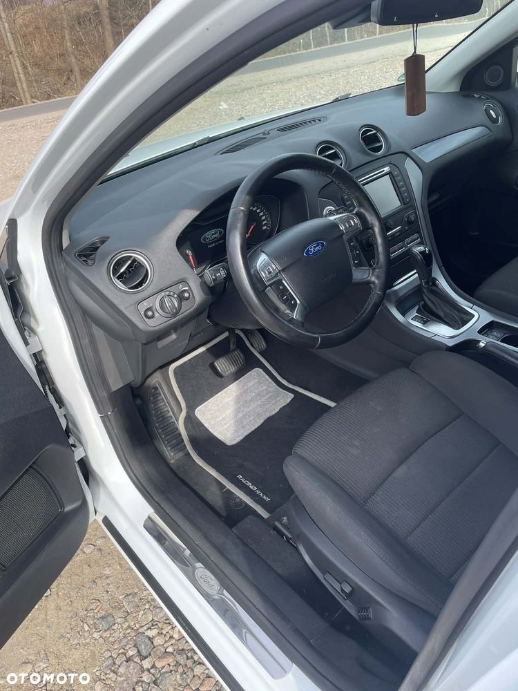 Ford Mondeo 2.0 TDCi Business Edition - 21