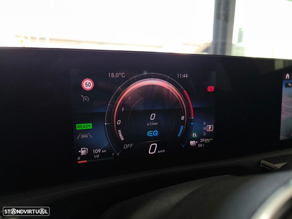 Mercedes-Benz CLA 250 e Progressive - 19