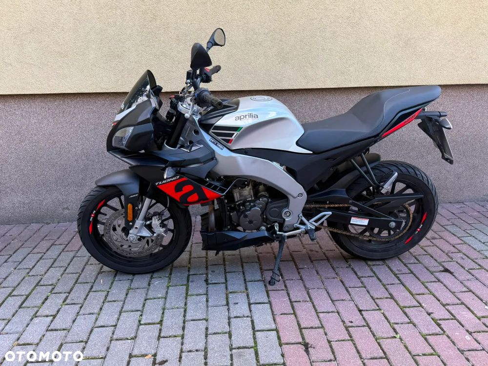 Aprilia Tuono - 4