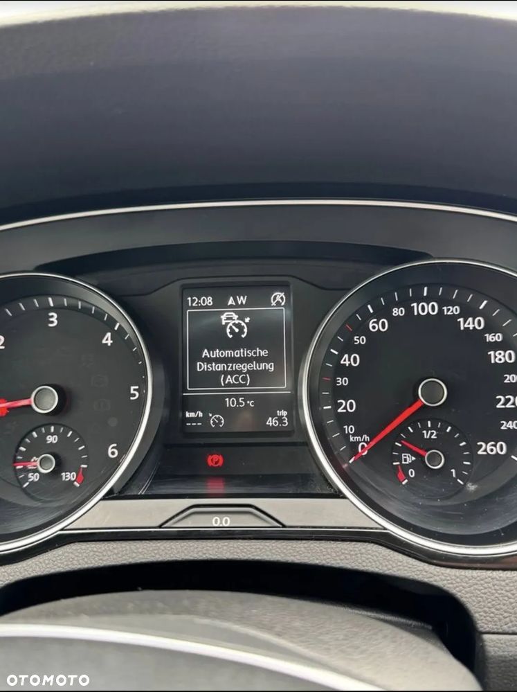 Volkswagen Passat Variant Diesel Trendline - 21