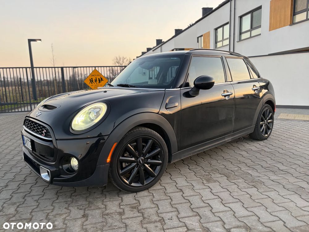 MINI Cooper S Sport-Aut - 1