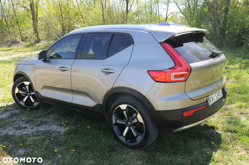Volvo XC 40 T5 AWD Geartronic Momentum - 30
