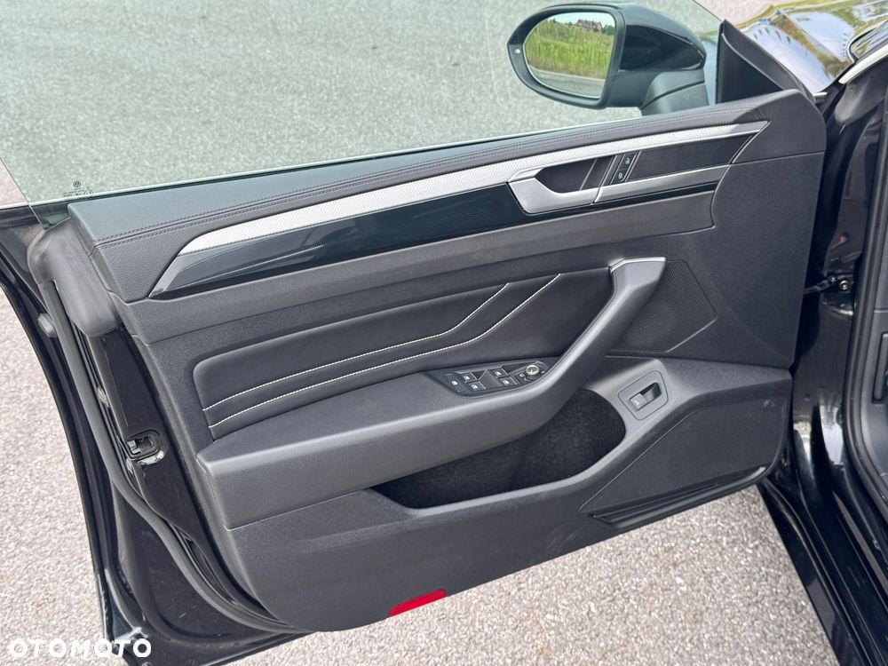 Volkswagen Arteon 2.0 TSI DSG R-Line - 33