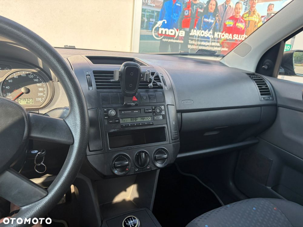Volkswagen Polo 1.2 12V Basis - 4