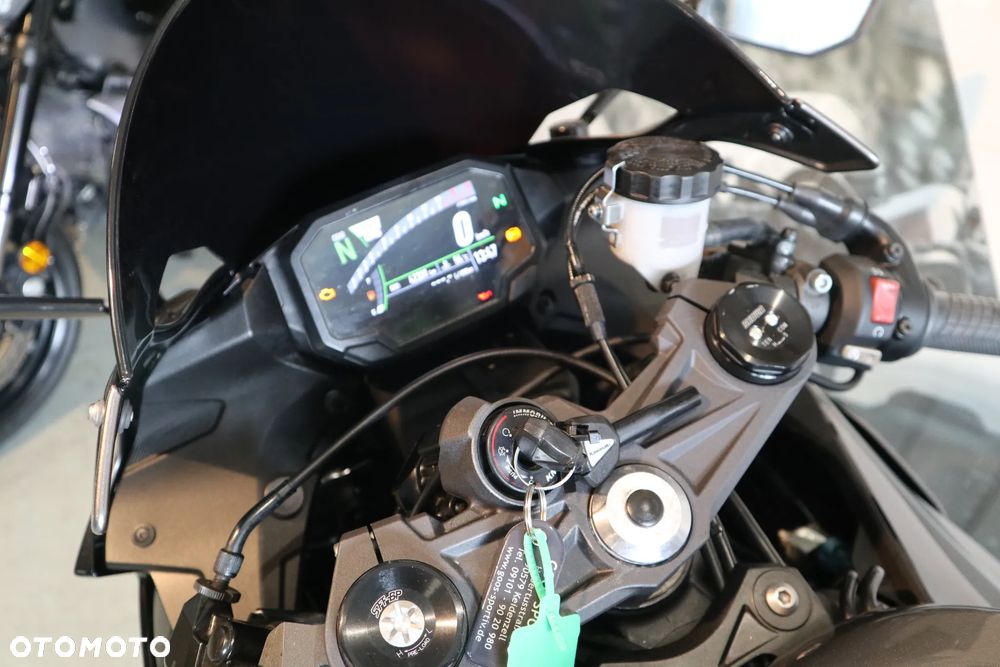 Kawasaki Ninja - 13