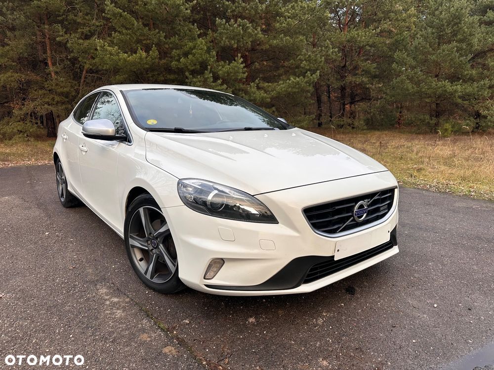 Volvo V40 D2 R Design - 7
