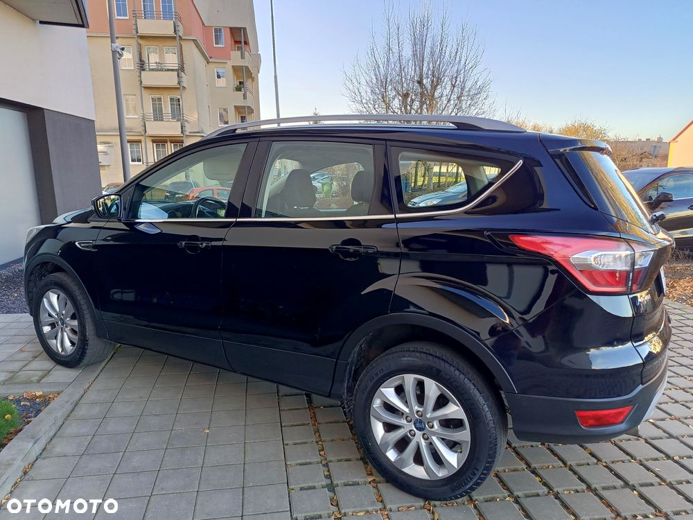 Ford Kuga 1.5 EcoBoost 2x4 Titanium - 6